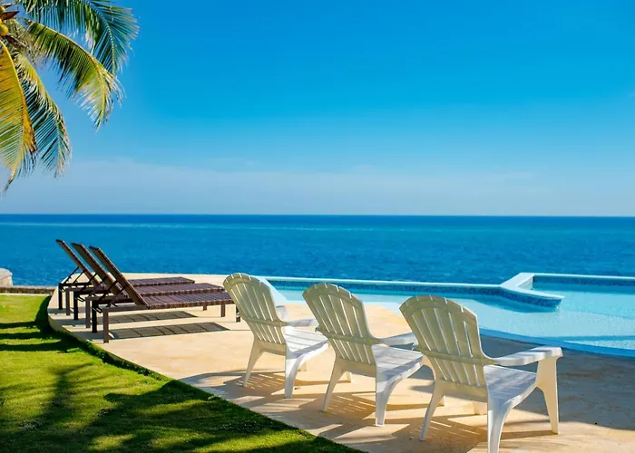 Whispering Seas Oceanfront *