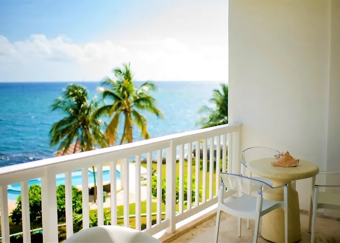 Whispering Seas Oceanfront Apartamento